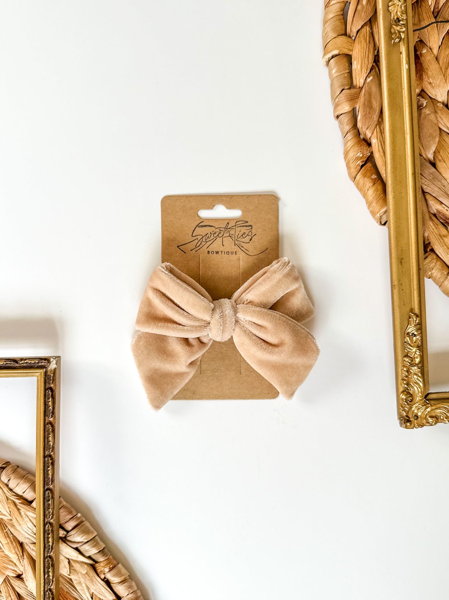 Nude Velvet SweeTie Bow