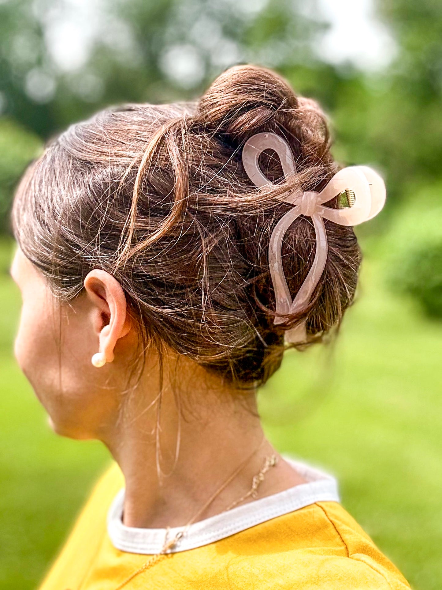Jumbo Peach Bow Claw Clip