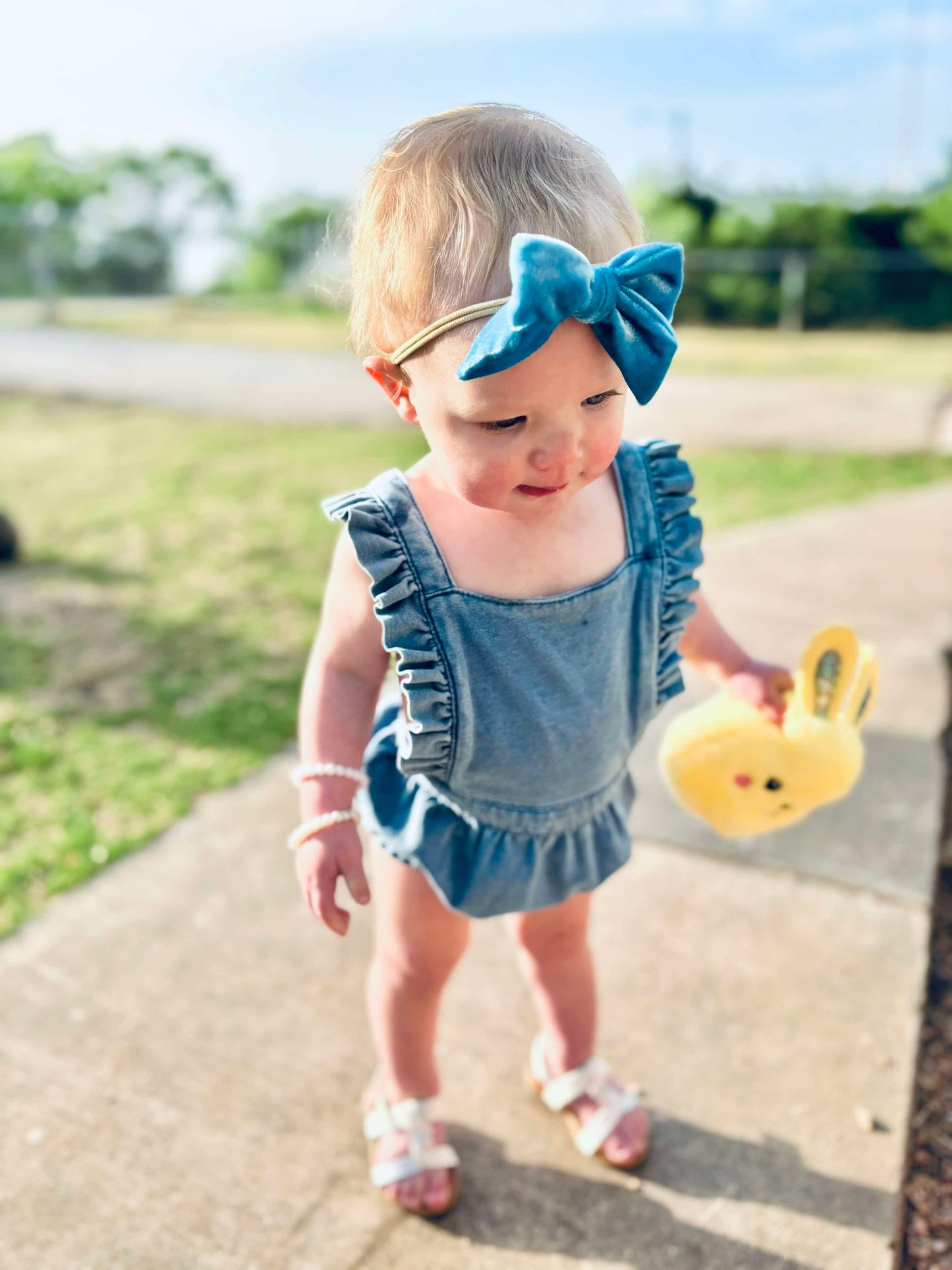 Cool Blue Velvet SweeTie Bow