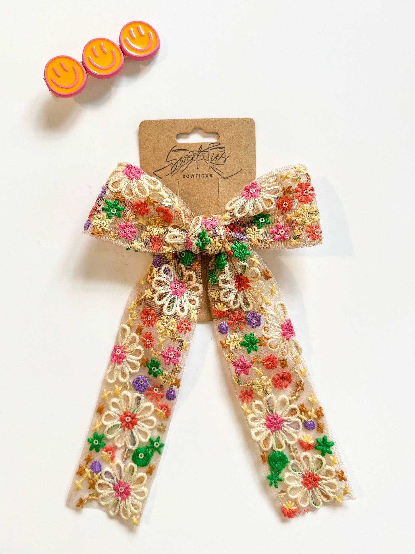 Embroidered Summer Daisy Long Tail