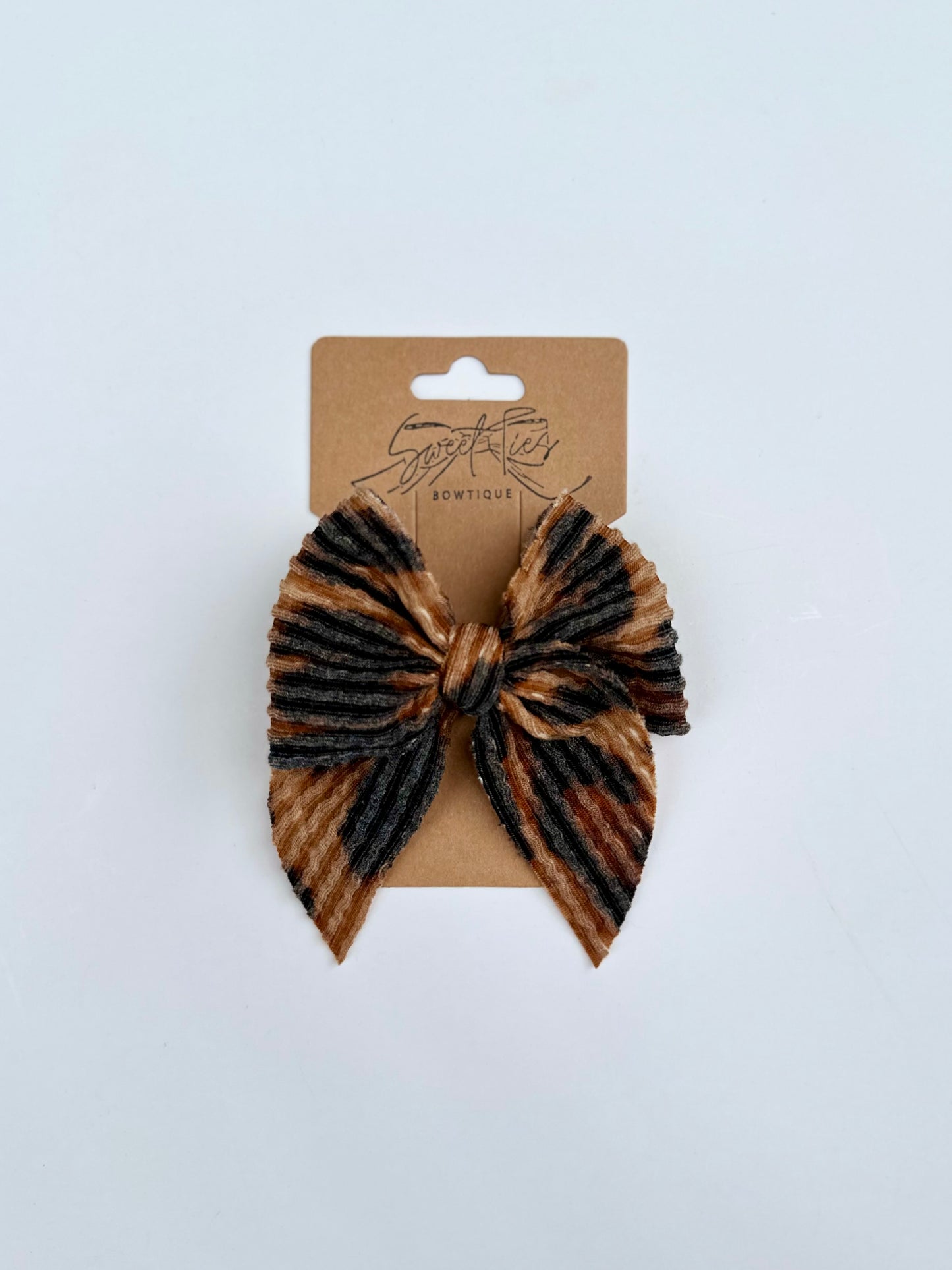Urban Leopard Bitty Fable Bow