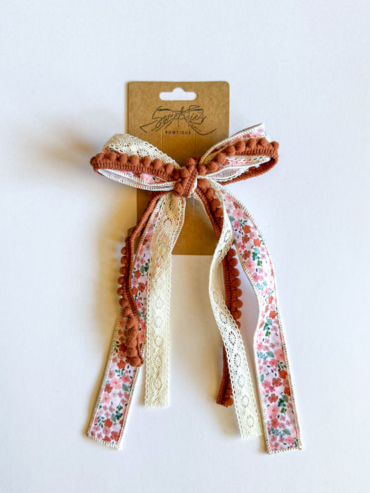 Cinnamon & Lace Long Tail Bow