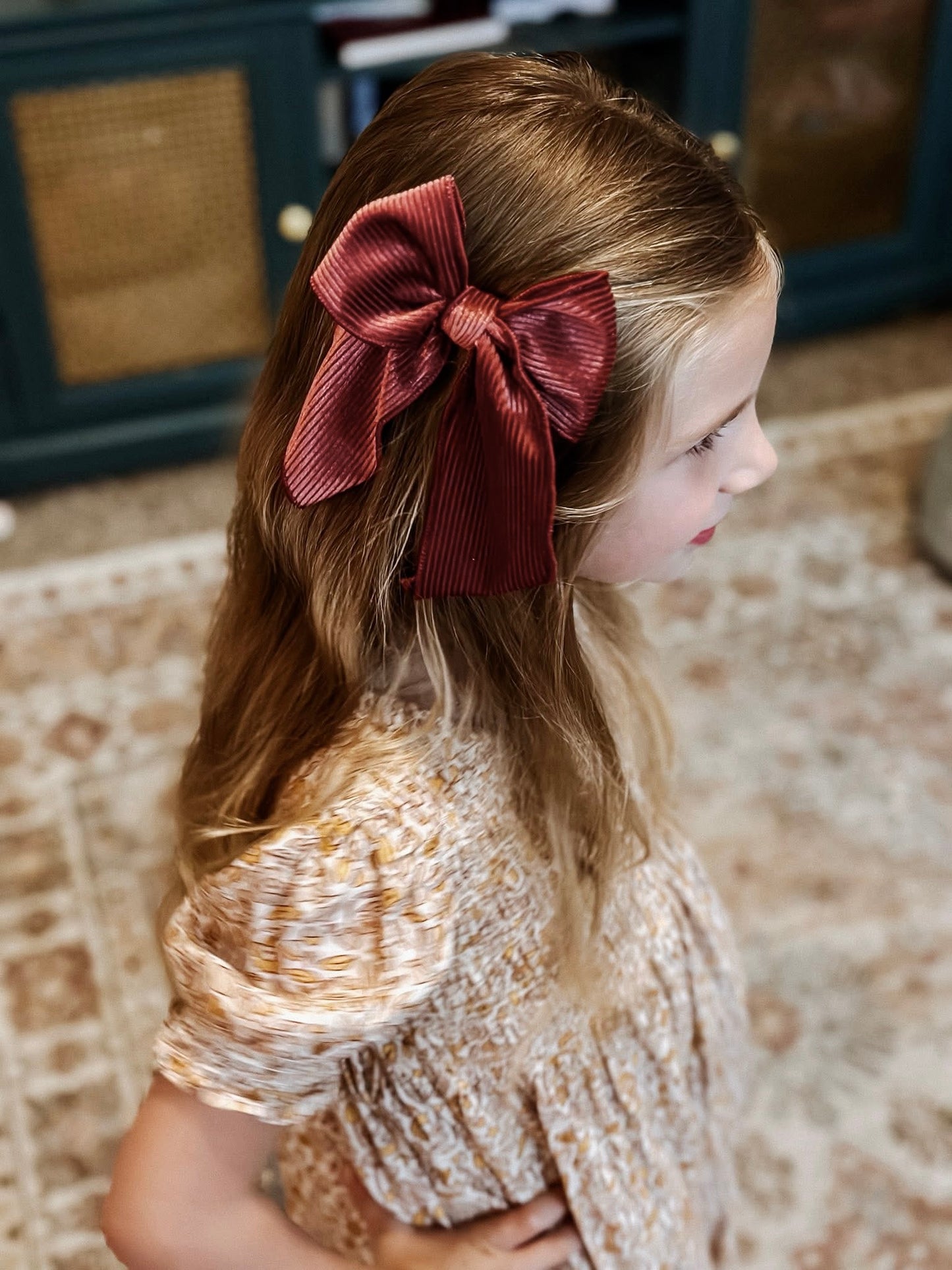 Mulberry Ribbed Velvet Fable Bow