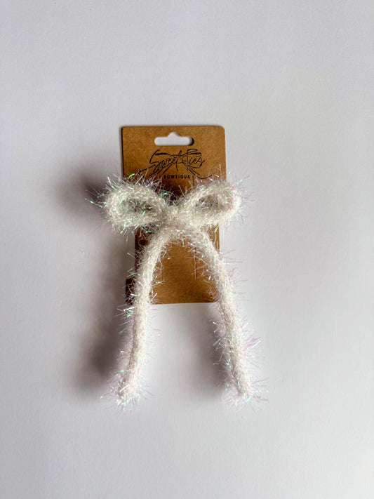 Tinsel Tail Shoestring Long Tail Bow